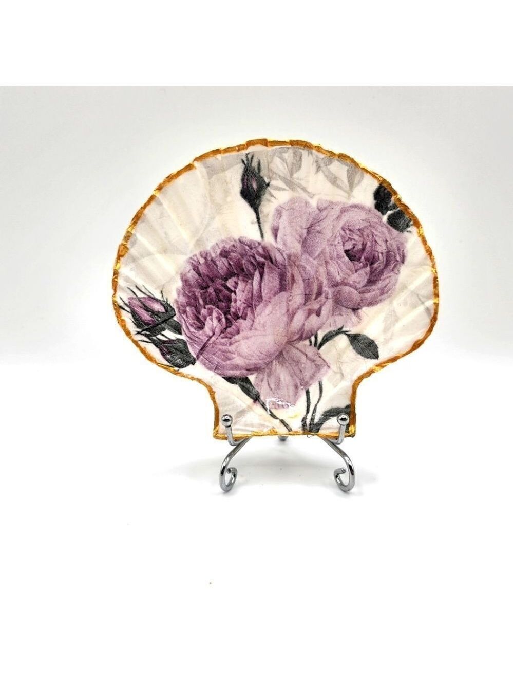 Decoupage Scalloped shell Lavender Roses